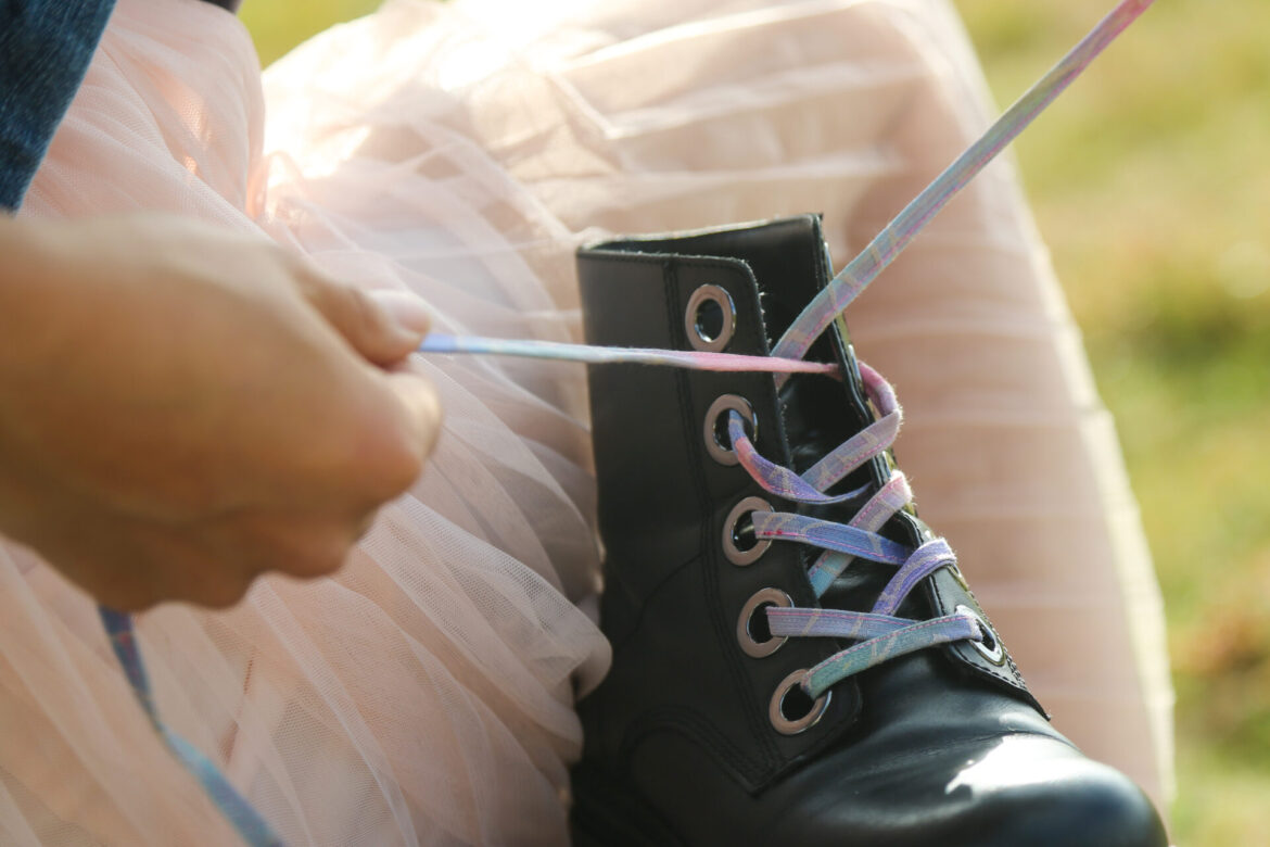 Porter des baskets ou des boots à un mariage…